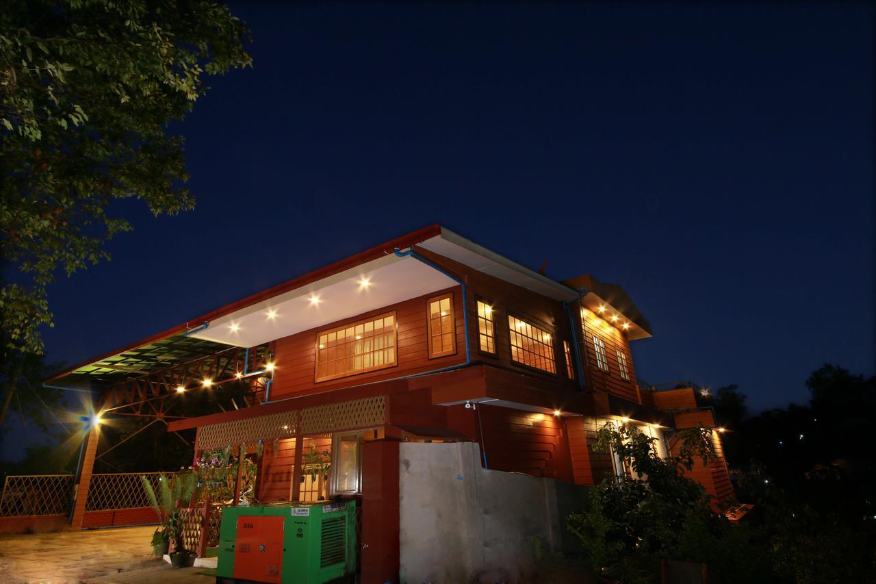 Essence Motel Kalaw Luaran gambar